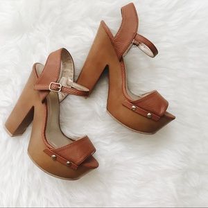 Platform heels